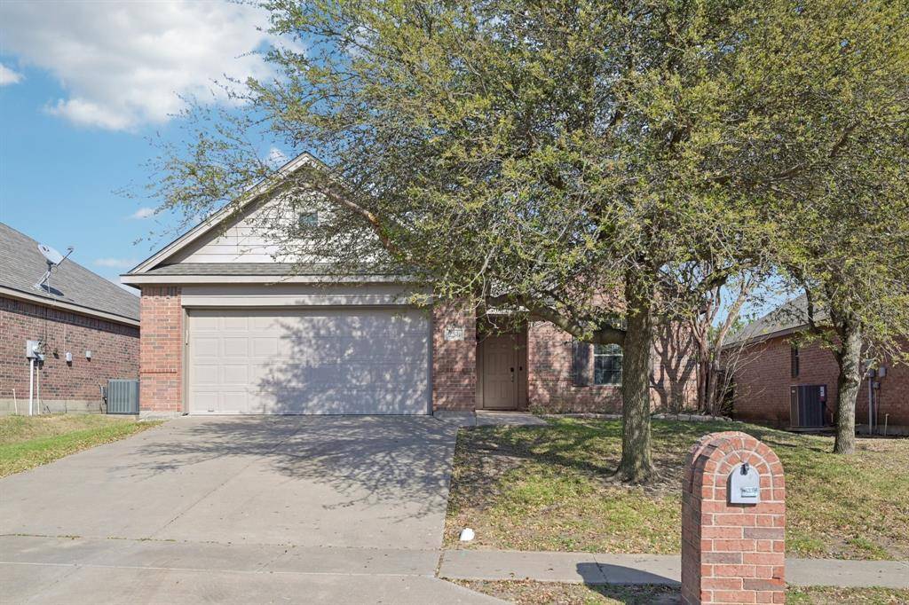 238 Old Spanish Trail, Waxahachie, TX 75167