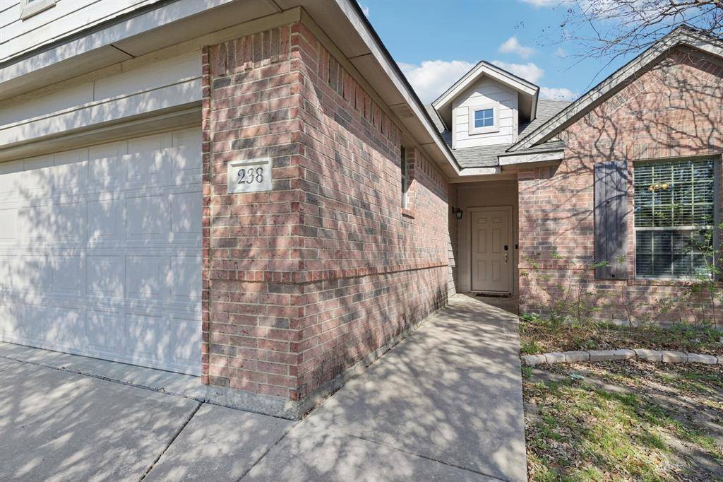 238 Old Spanish Trail, Waxahachie, TX 75167