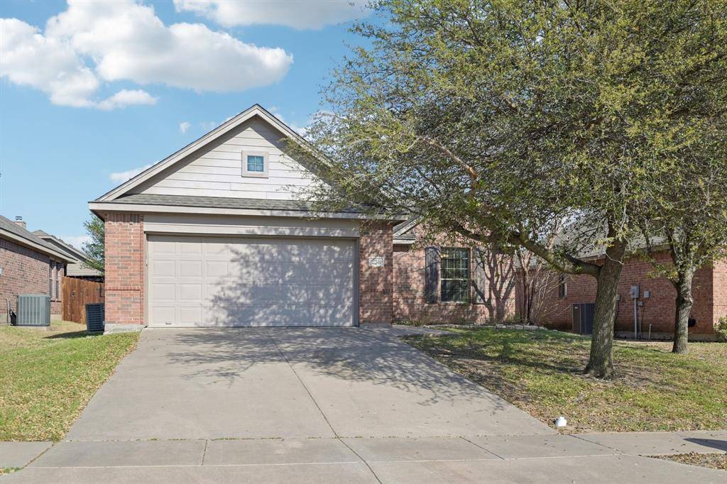 238 Old Spanish Trail, Waxahachie, TX 75167