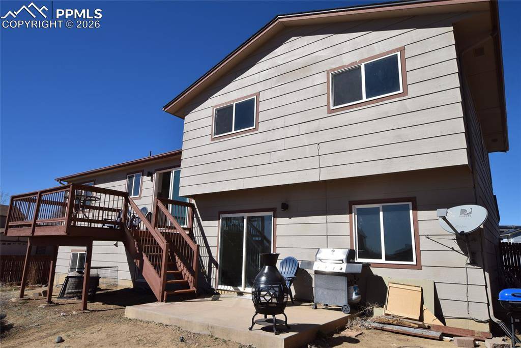 8105 Sedgewick DR, Colorado Springs, CO 80925