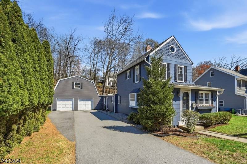 96 Carey Ave, Butler Boro, NJ 07405