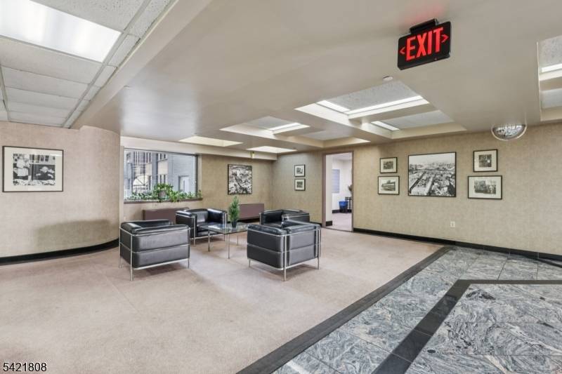 111 Mulberry St #2-V, Newark City, NJ 07102