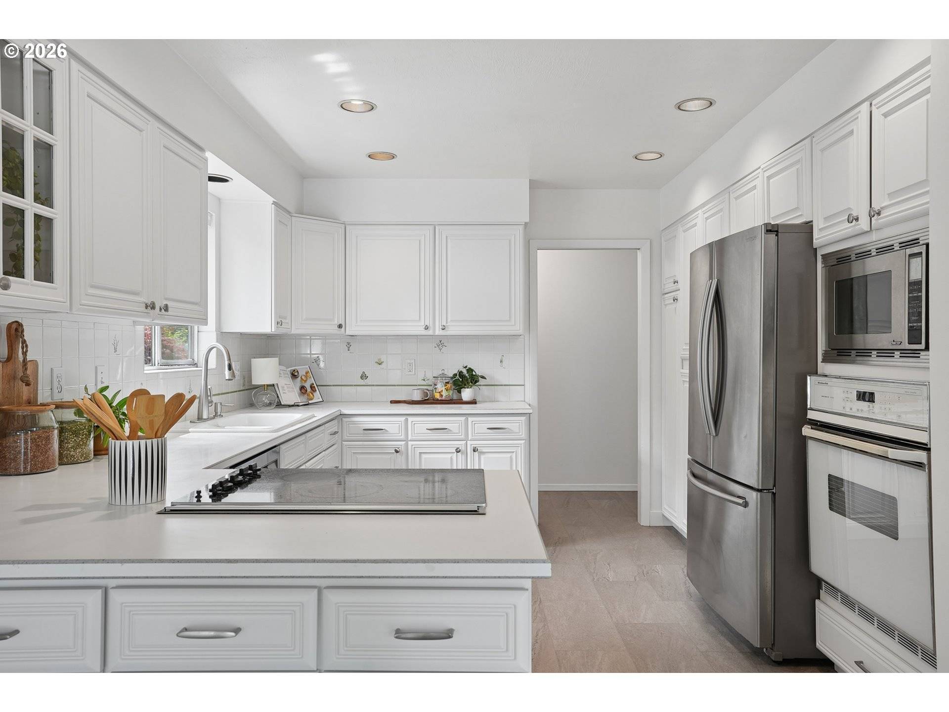 1733 SW CUSTER ST, Portland, OR 97219