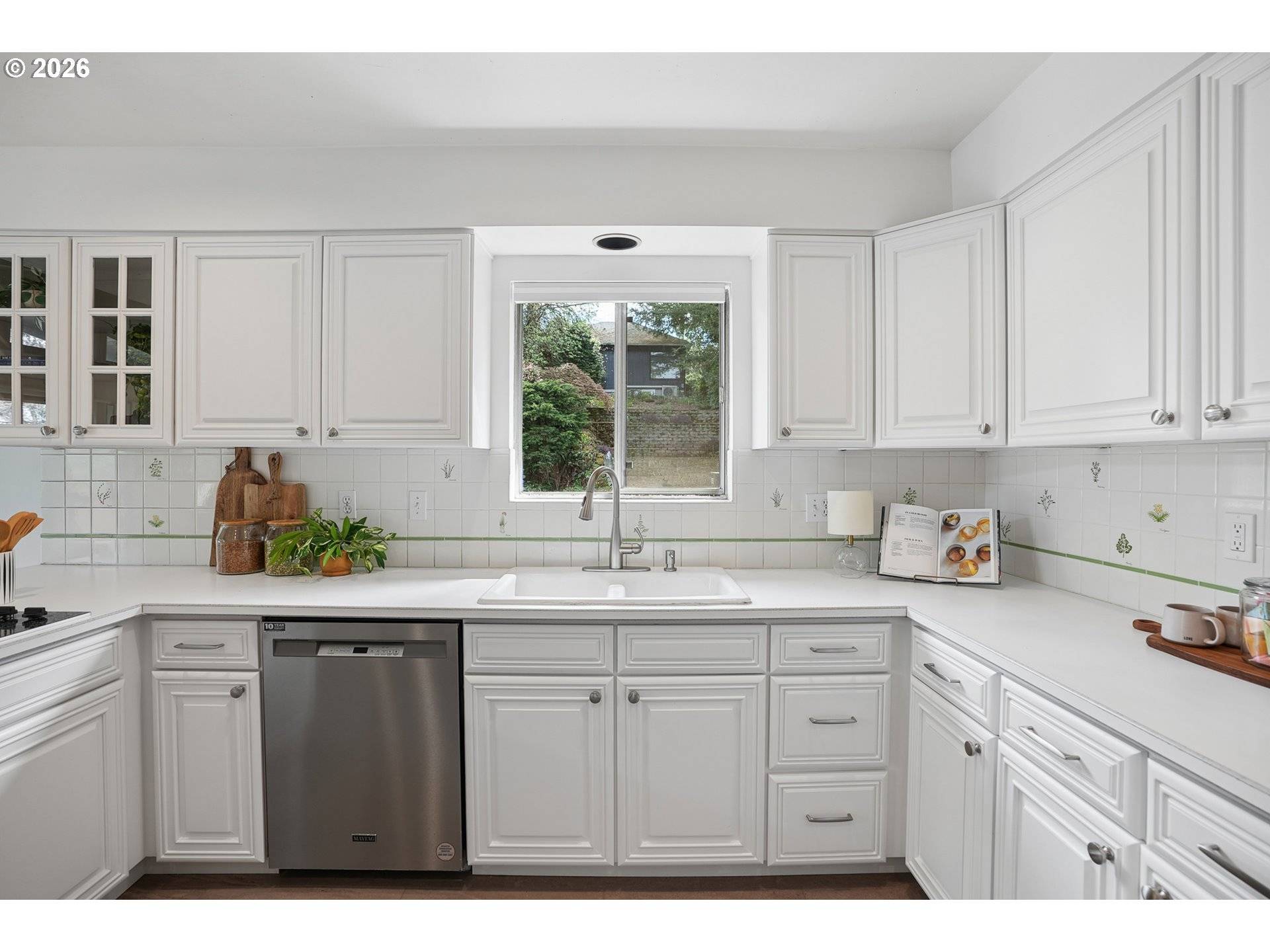 1733 SW CUSTER ST, Portland, OR 97219