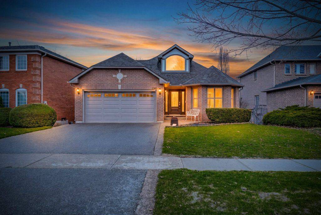 1248 Heritage WAY, Oakville, ON L6M 2T6