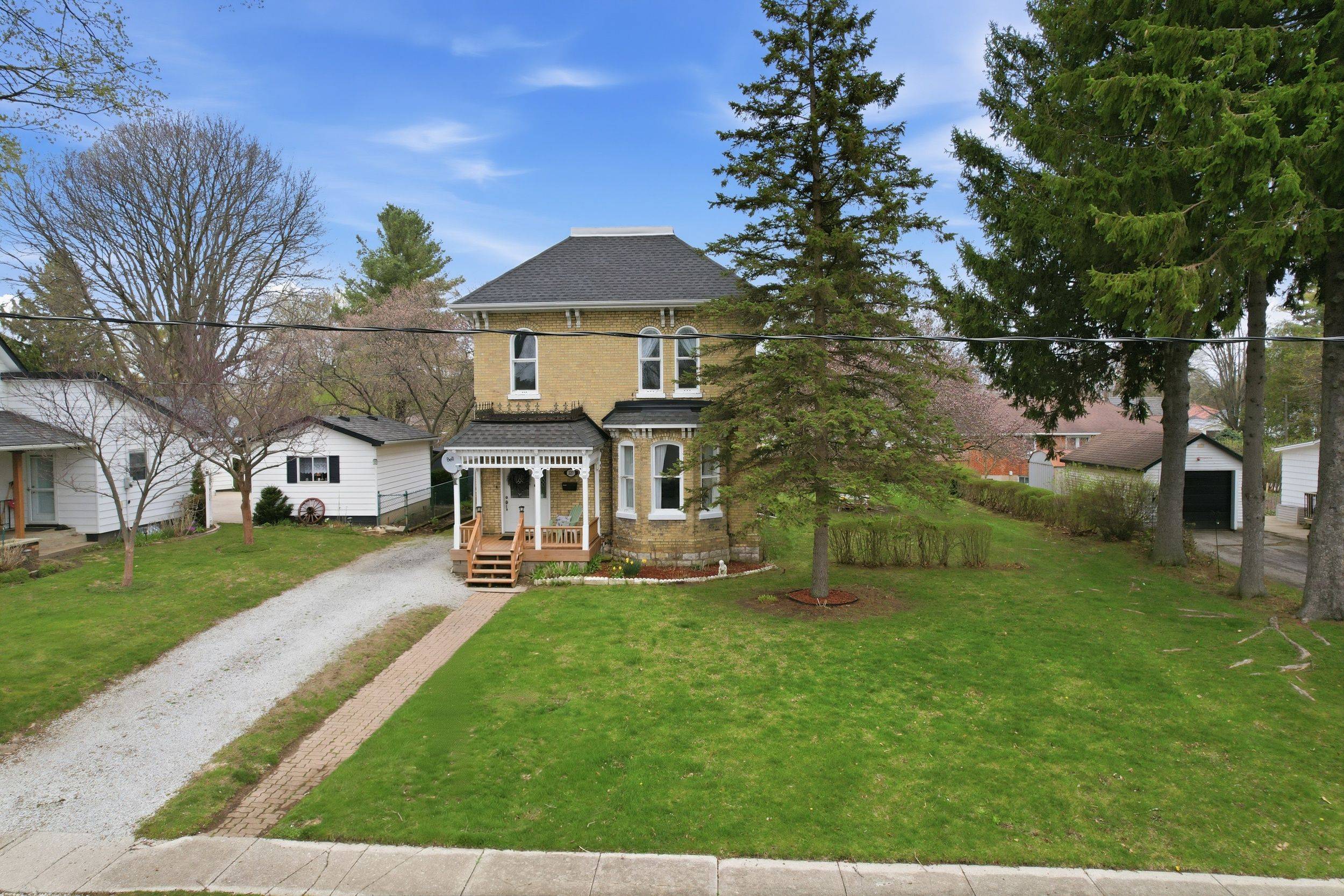 227 Monroe ST, West Elgin, ON N0L 2C0