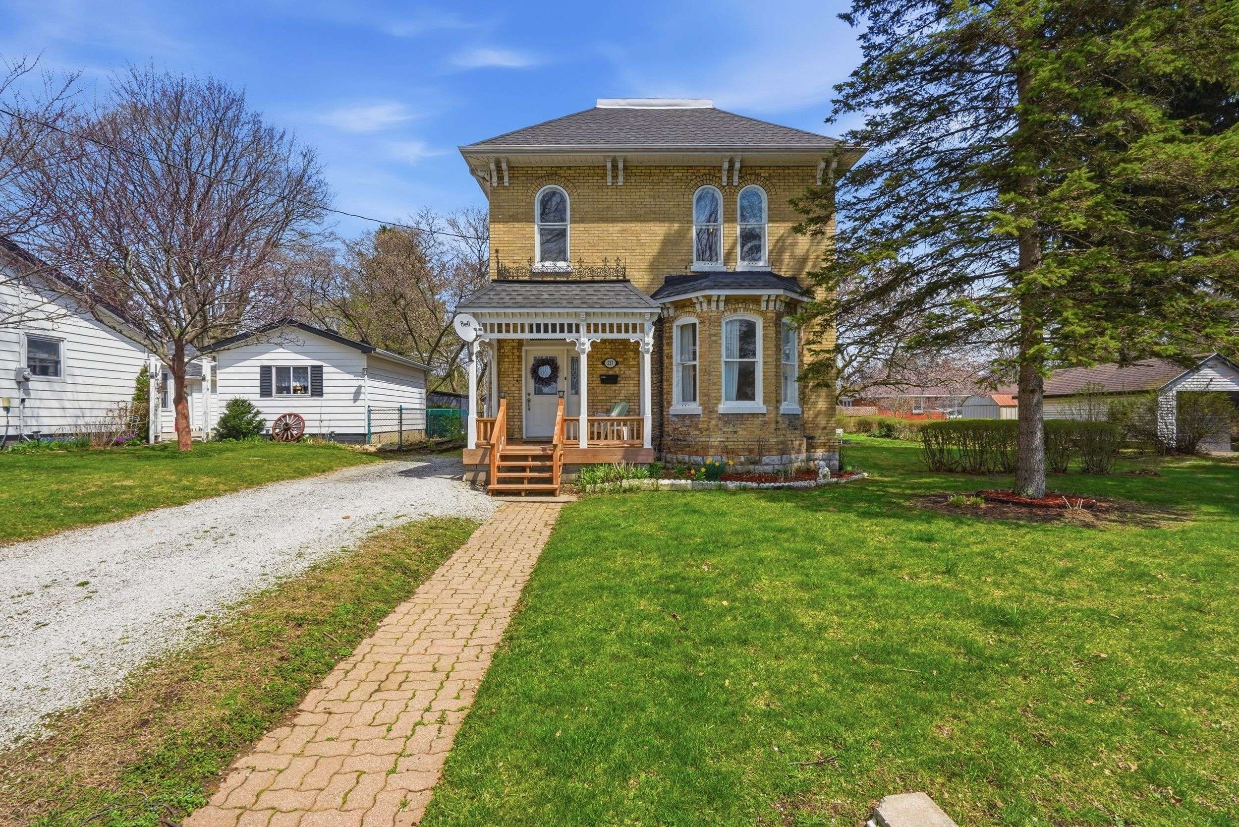 227 Monroe ST, West Elgin, ON N0L 2C0