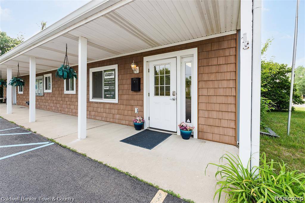 4780 E M 36, Hamburg Township, MI 48169