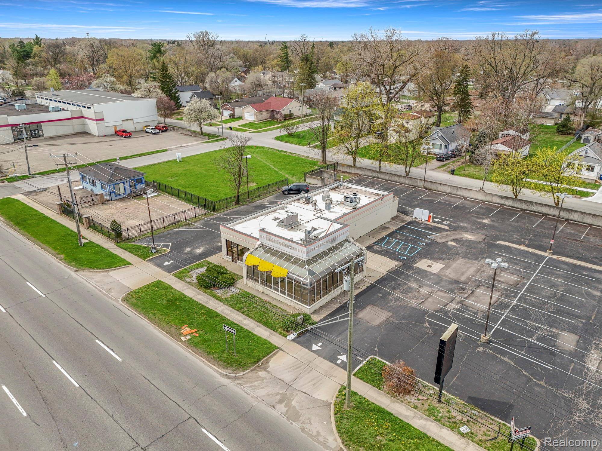 15839 Telegraph RD, Redford Charter Township, MI 48239