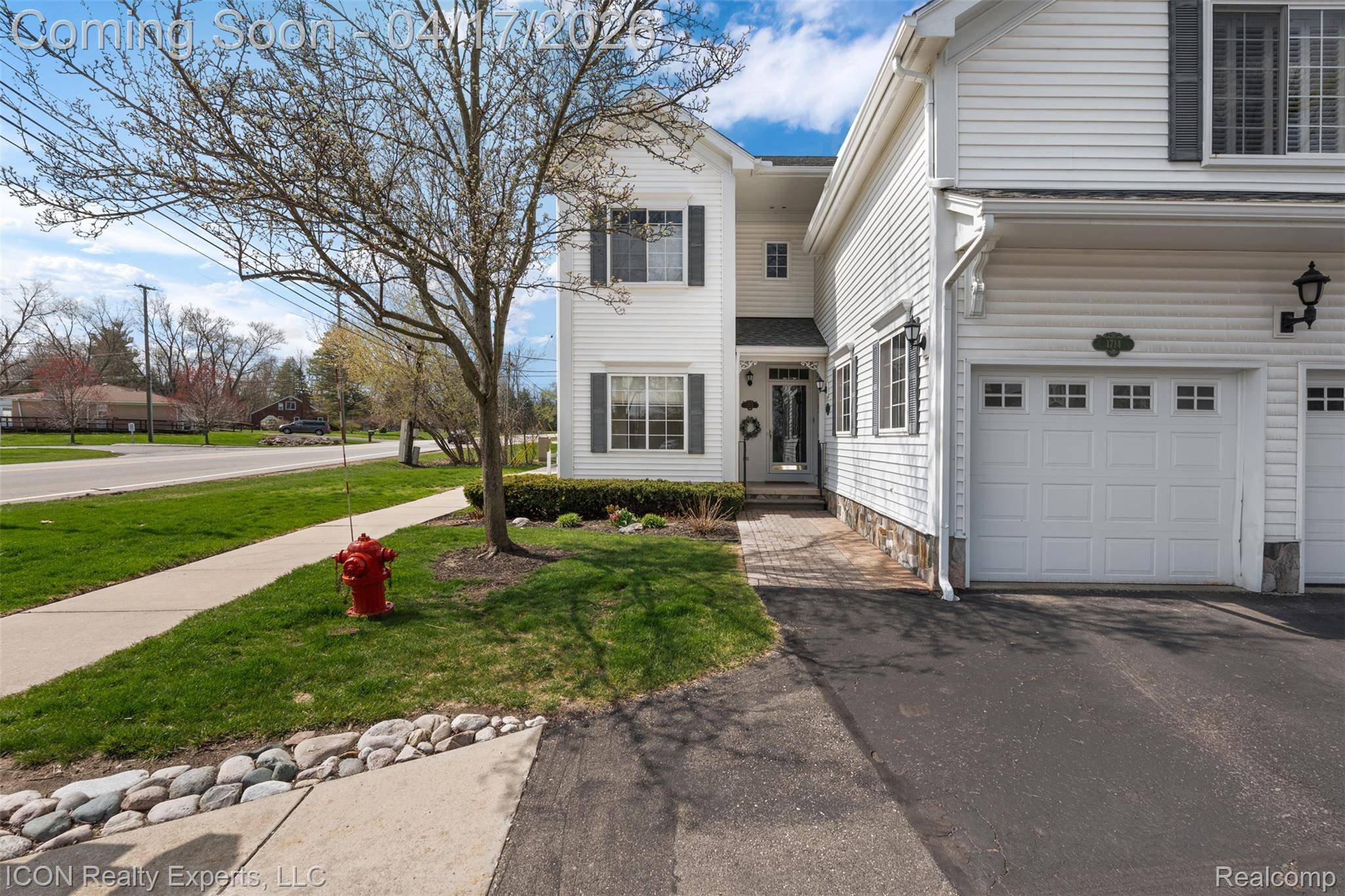 1712 Cassady Place DR, Plymouth, MI 48170