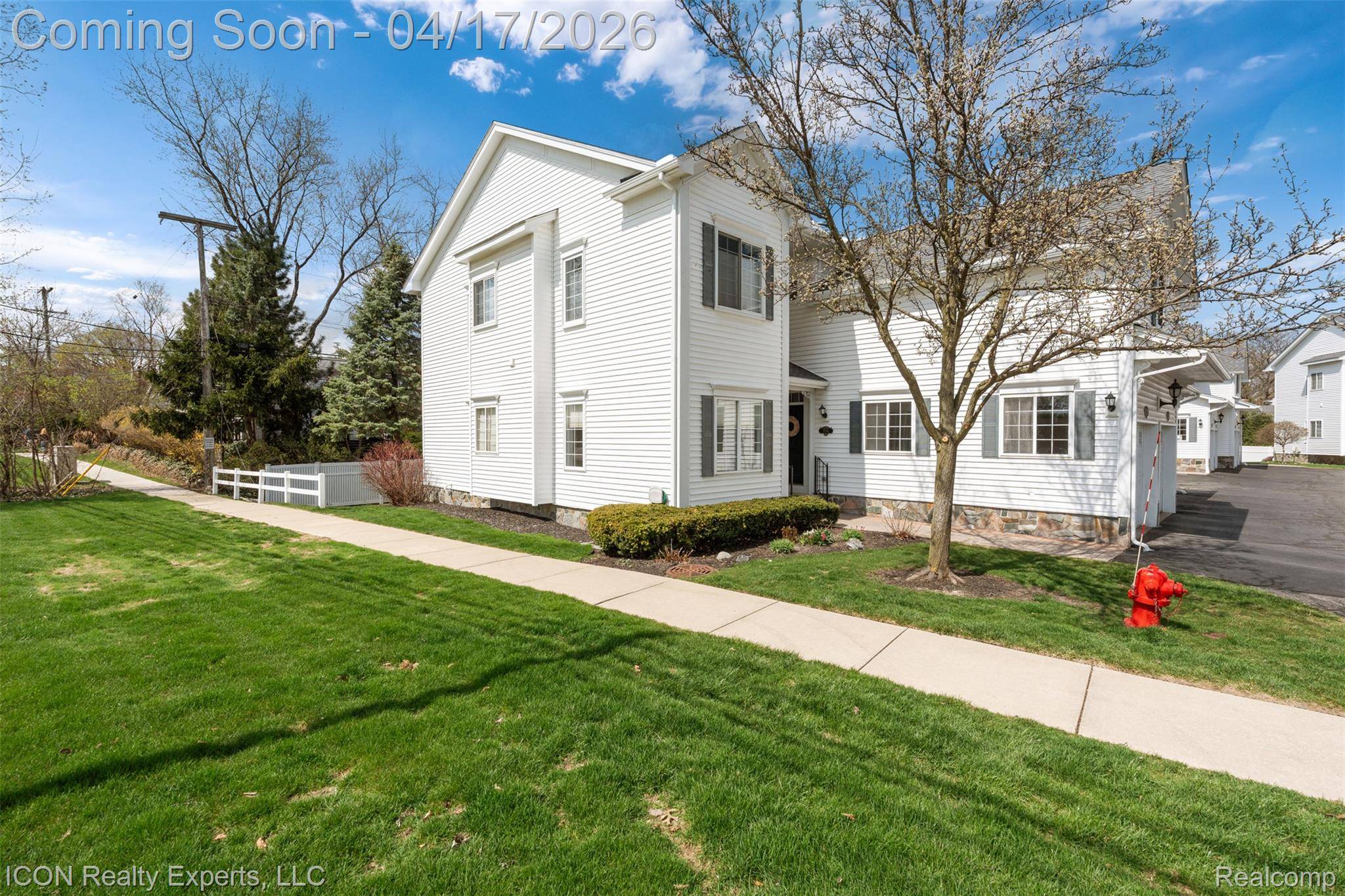 1712 Cassady Place DR, Plymouth, MI 48170