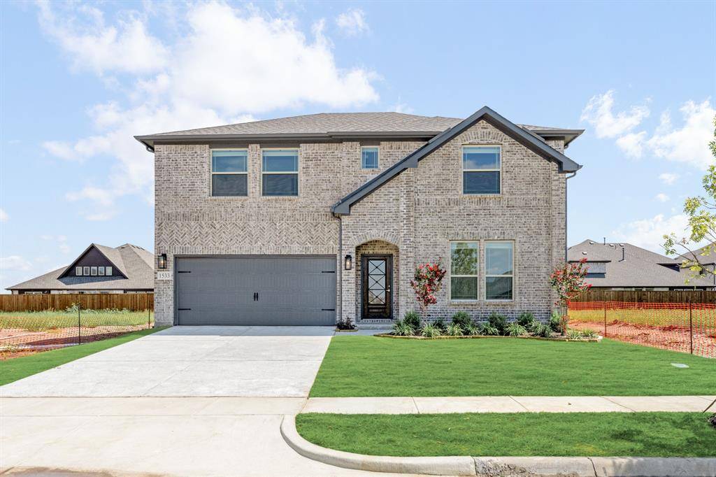 1533 Soapberry Drive, Aubrey, TX 76227