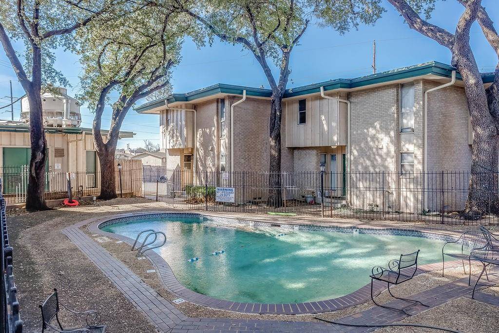 954 S Weatherred Drive, Richardson, TX 75080