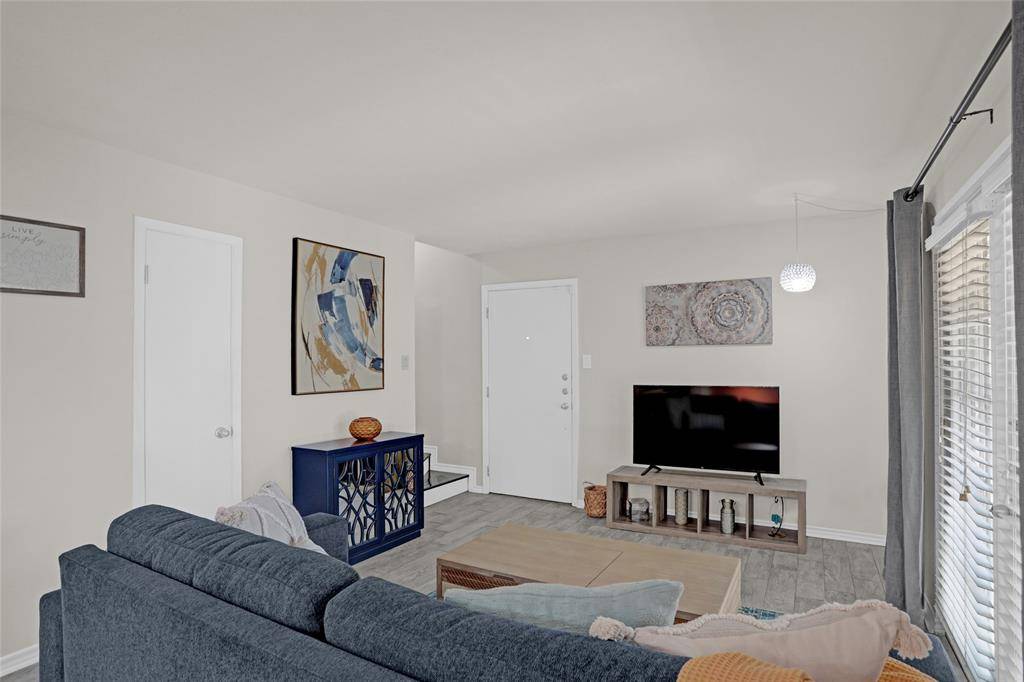 12834 Midway Road #2110, Dallas, TX 75244