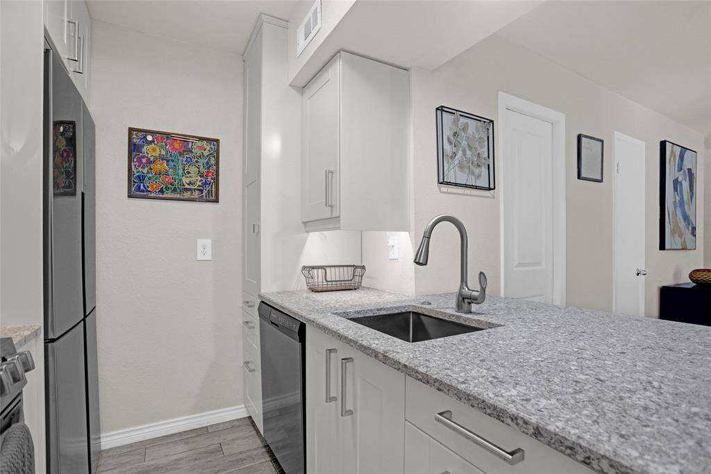 12834 Midway Road #2110, Dallas, TX 75244