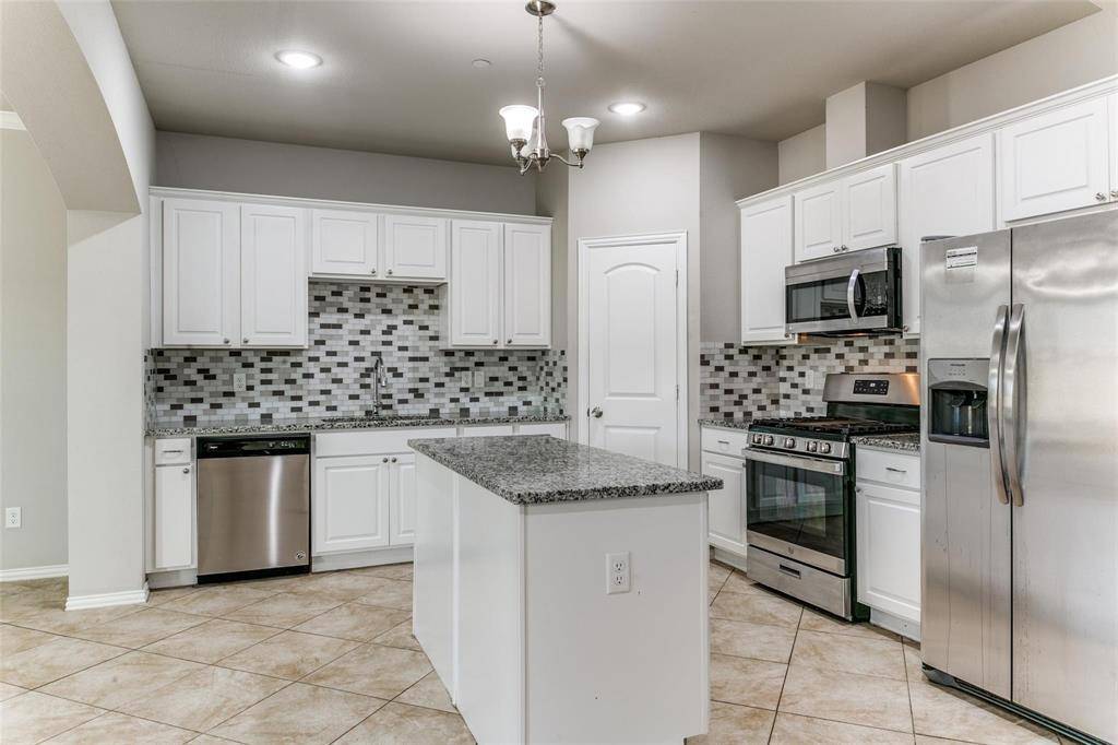 4725 Hafeela Drive, Irving, TX 75061