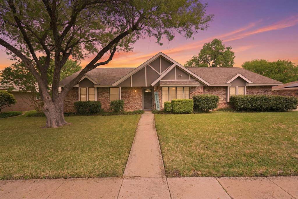 6521 Riviera Drive, North Richland Hills, TX 76180