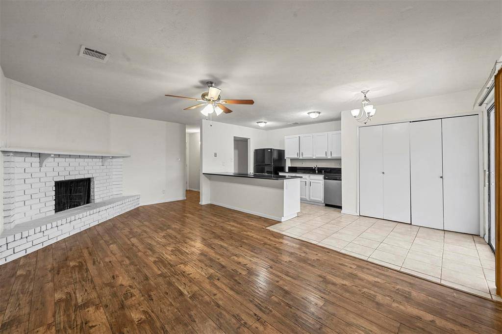 718 Roaming Road Drive, Allen, TX 75002