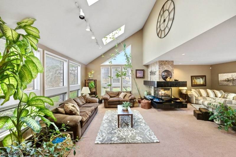 447 Rockaway Valley Rd, Boonton Twp., NJ 07005