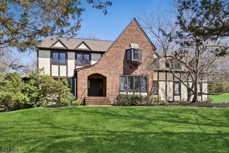 34 Knollcroft Rd, Bernards Twp., NJ 07920