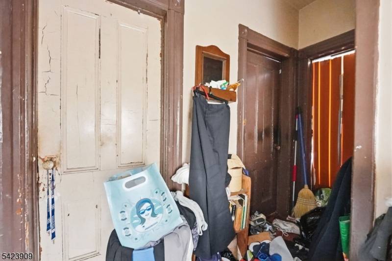 154 Van Buren St, Passaic City, NJ 07055