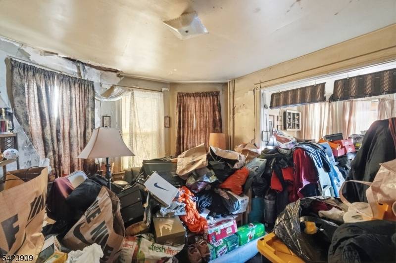 154 Van Buren St, Passaic City, NJ 07055