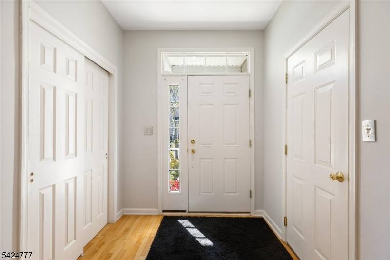 91 Hoover Ave, Montgomery Twp., NJ 08540