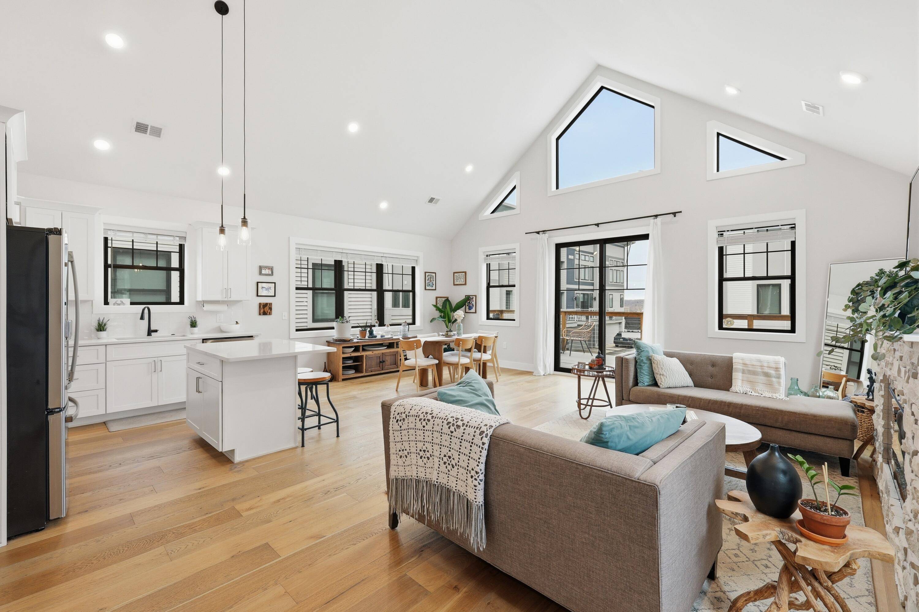 629 Fairview AVE NE, City Of Grand Rapids, MI 49503