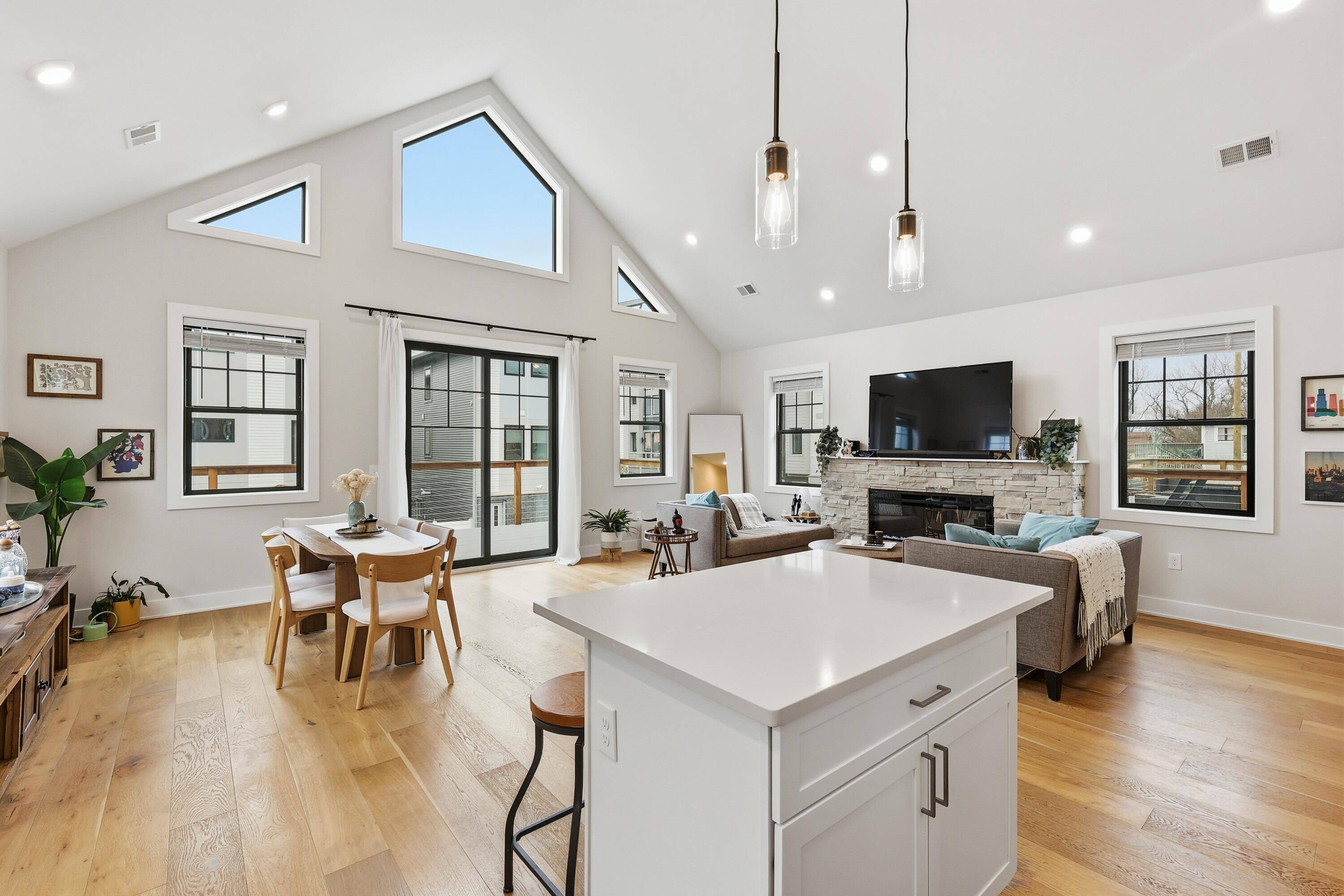 629 Fairview AVE NE, City Of Grand Rapids, MI 49503