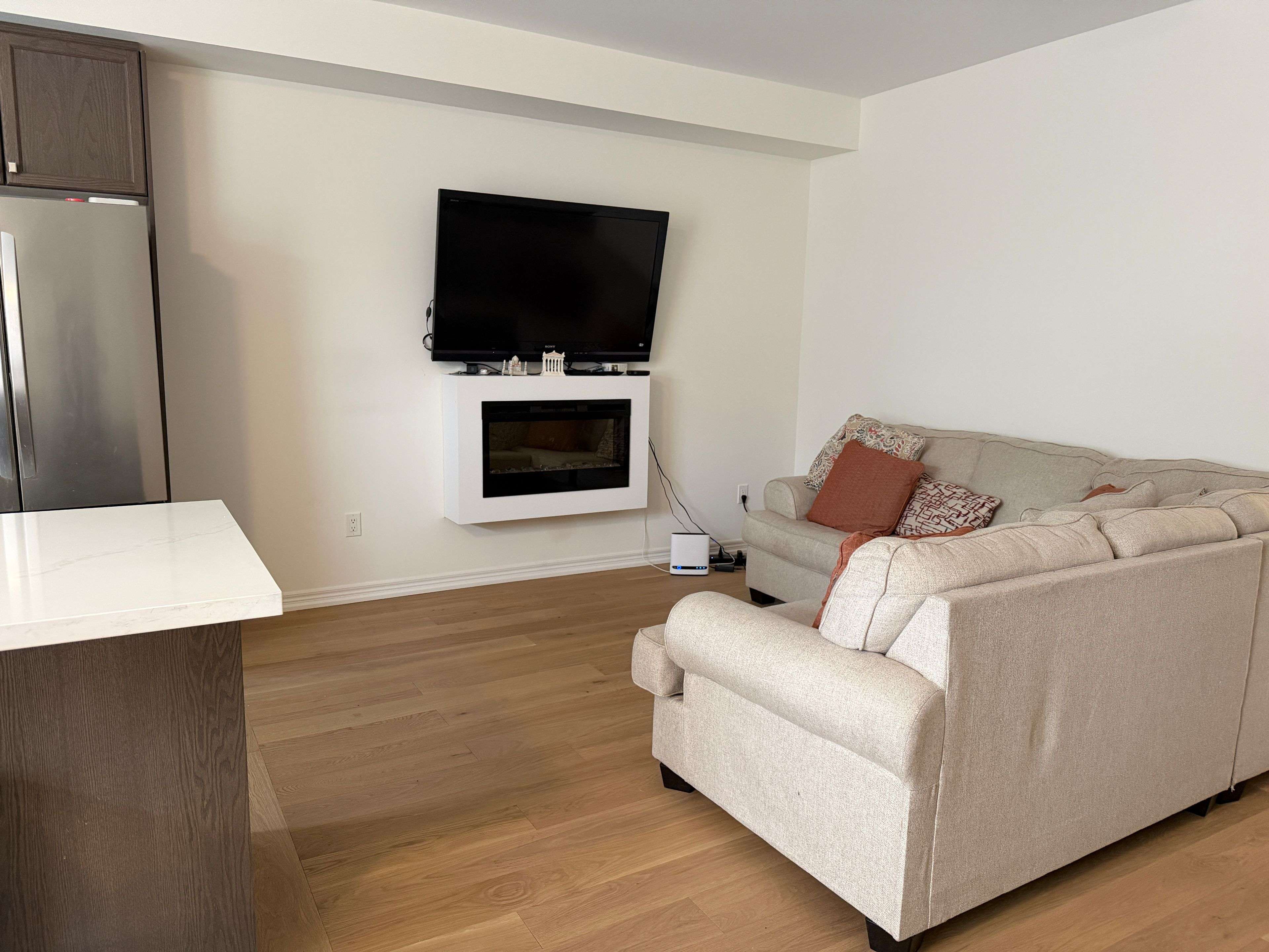 2891 Albatross WAY, Pickering, ON L1X 0P6