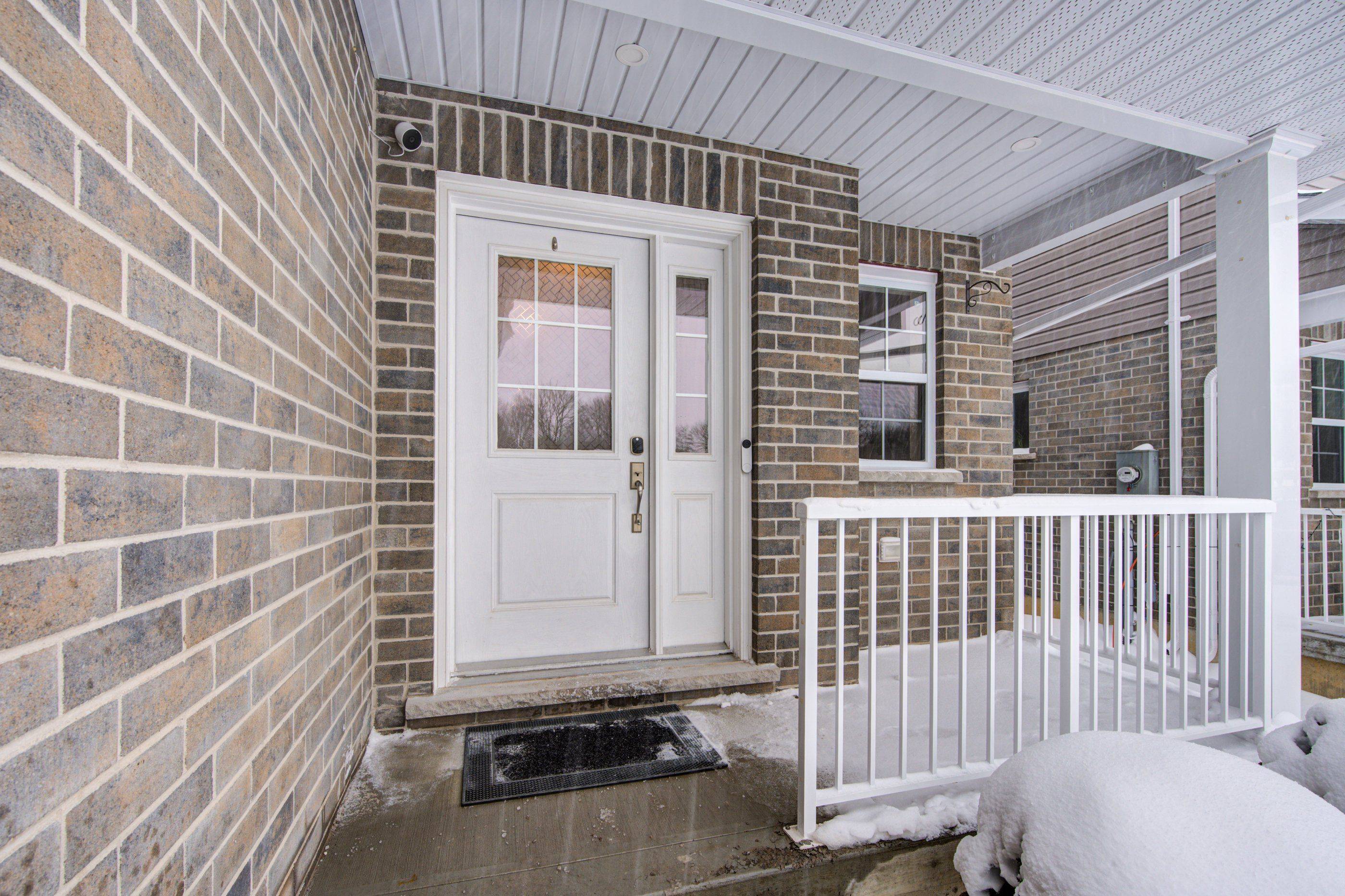 28 Minler ST #3, Ingersoll, ON N5C 0C9