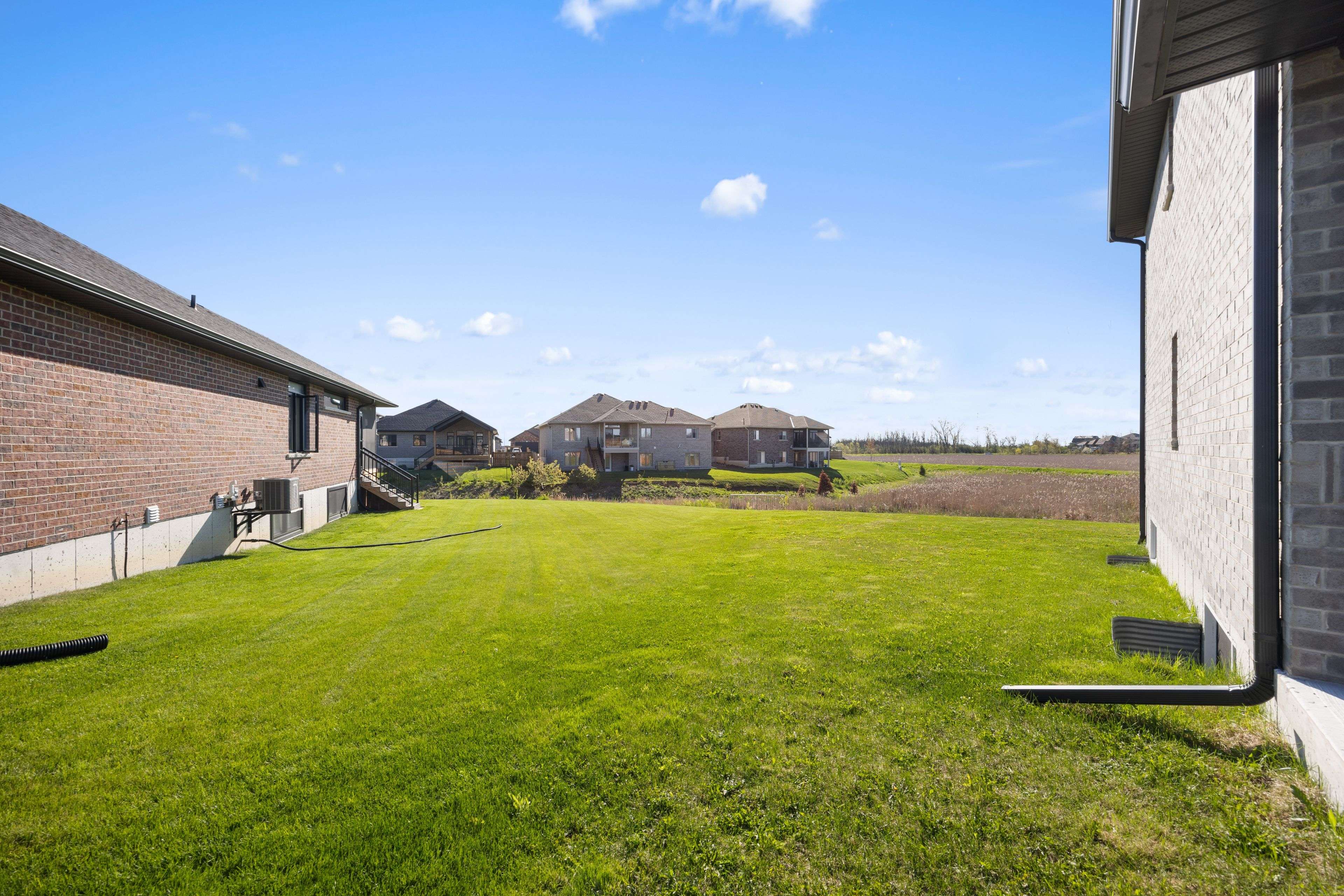 15 Mavety CT, Belleville, ON K8N 0R6