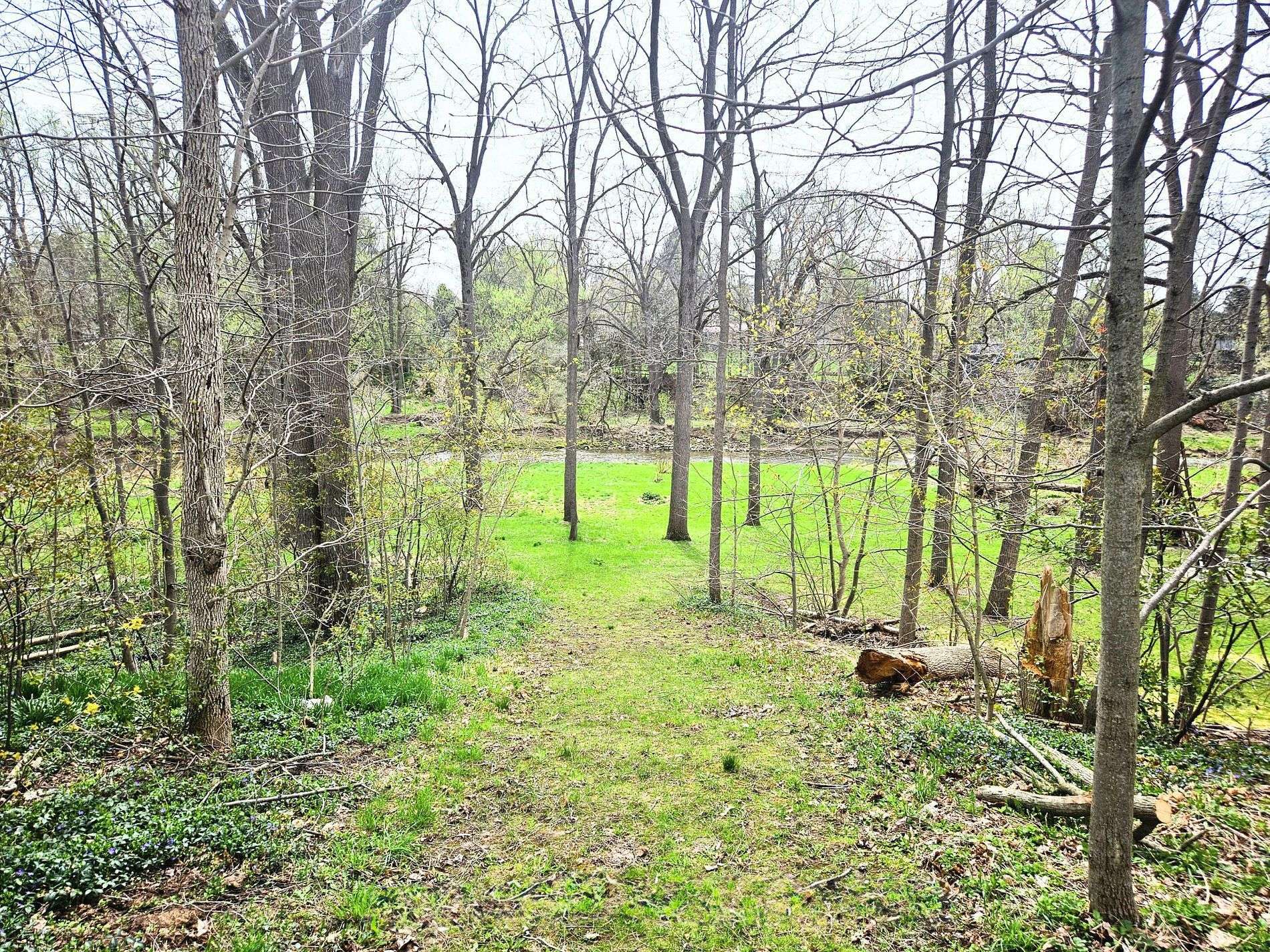 PT LT107 VICTORIA TER, Central Huron, ON N0M 1L0