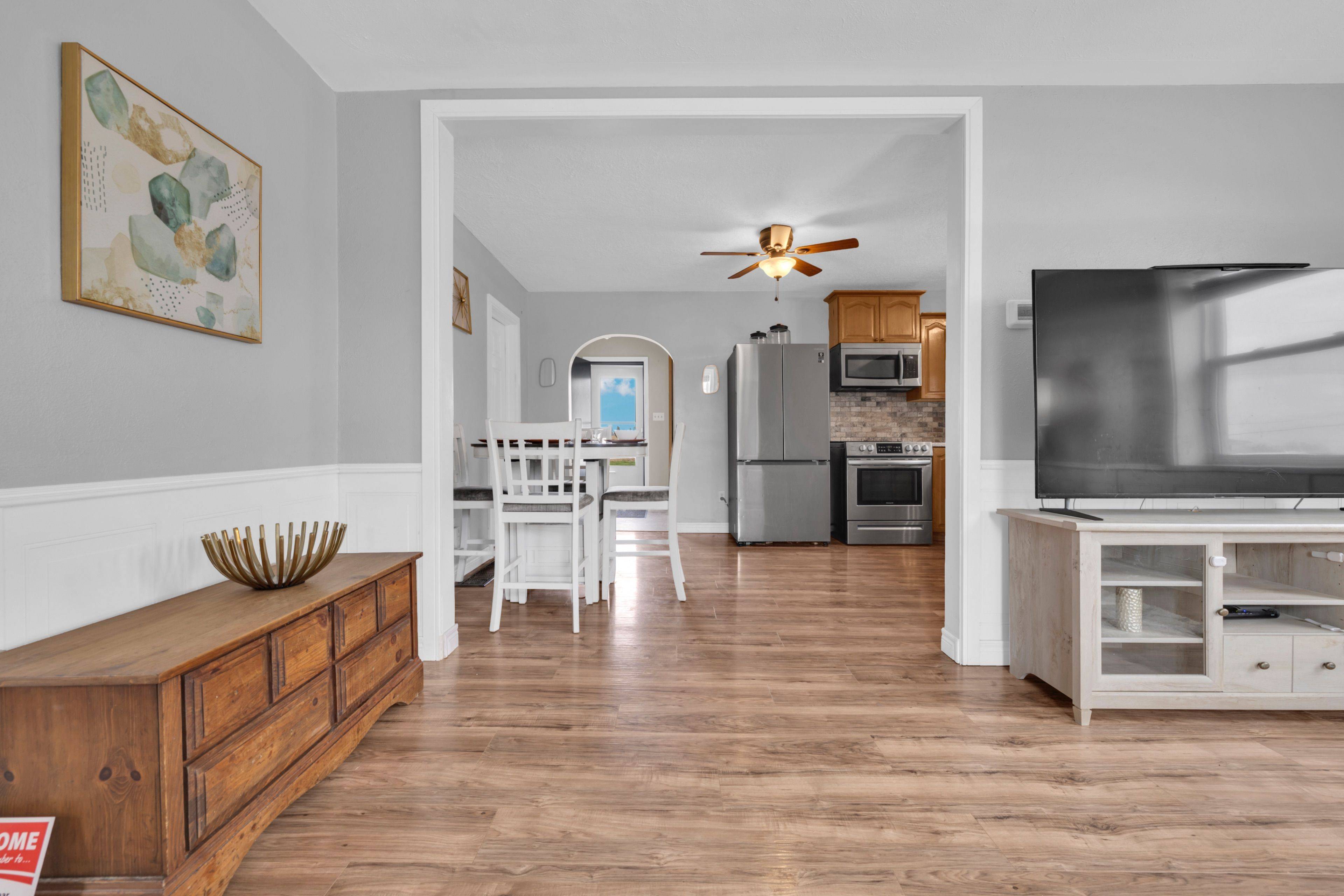 1030 Oak AVE, Kingsville, ON N9Y 3T6