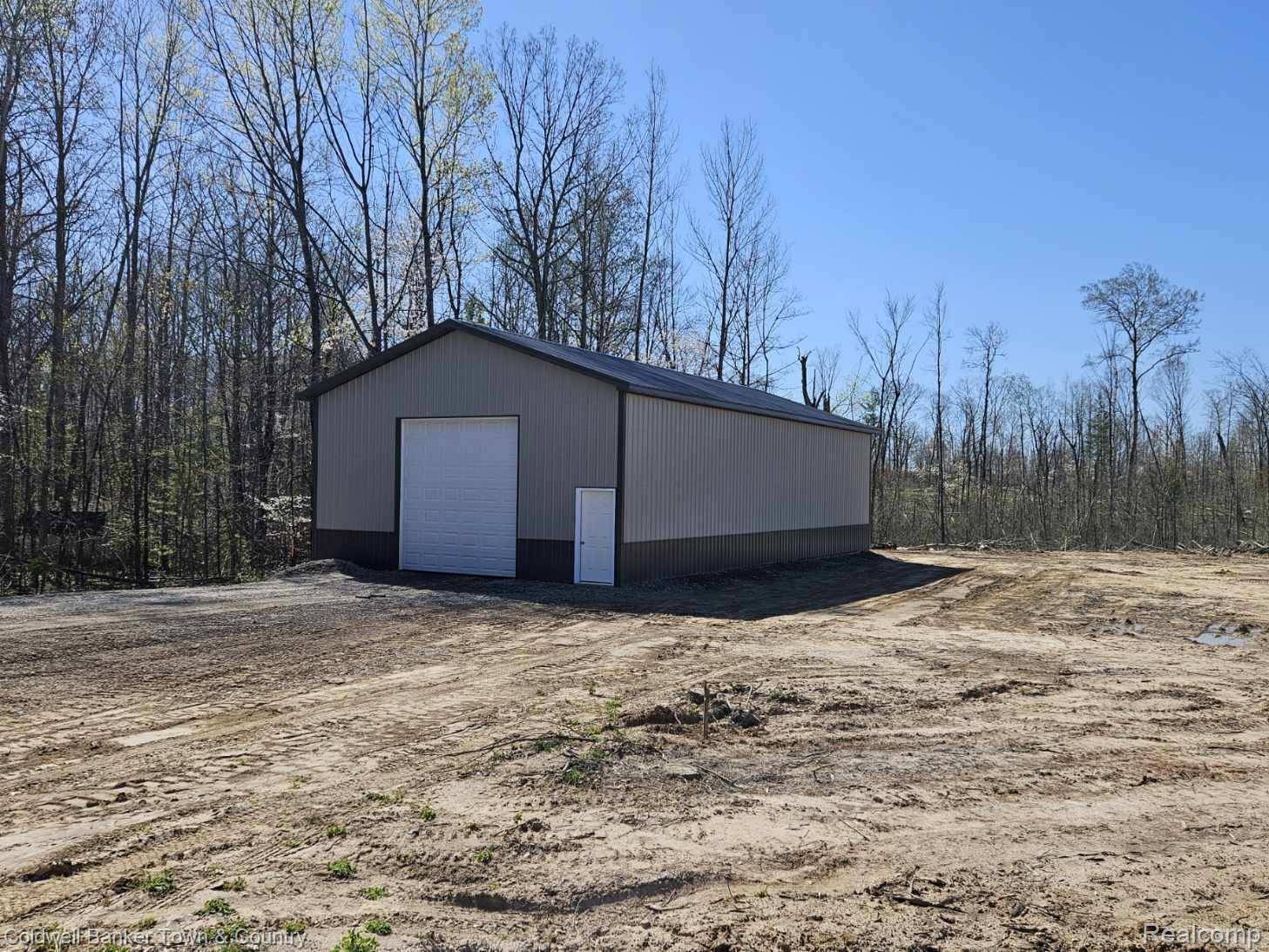 7797 Lakeside BLVD, Plainfield Township, MI 48739