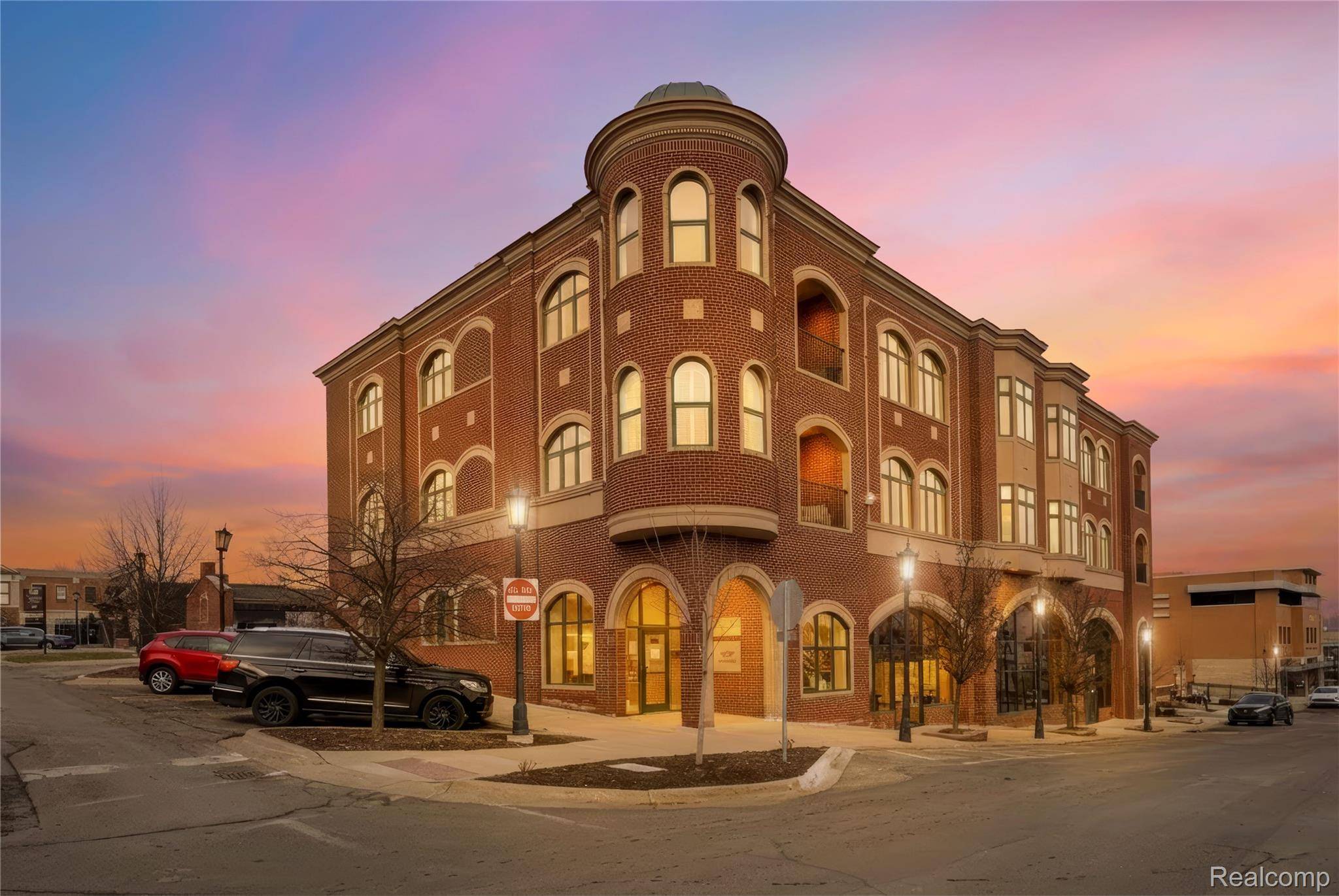 331 E Cady ST, Northville, MI 48167