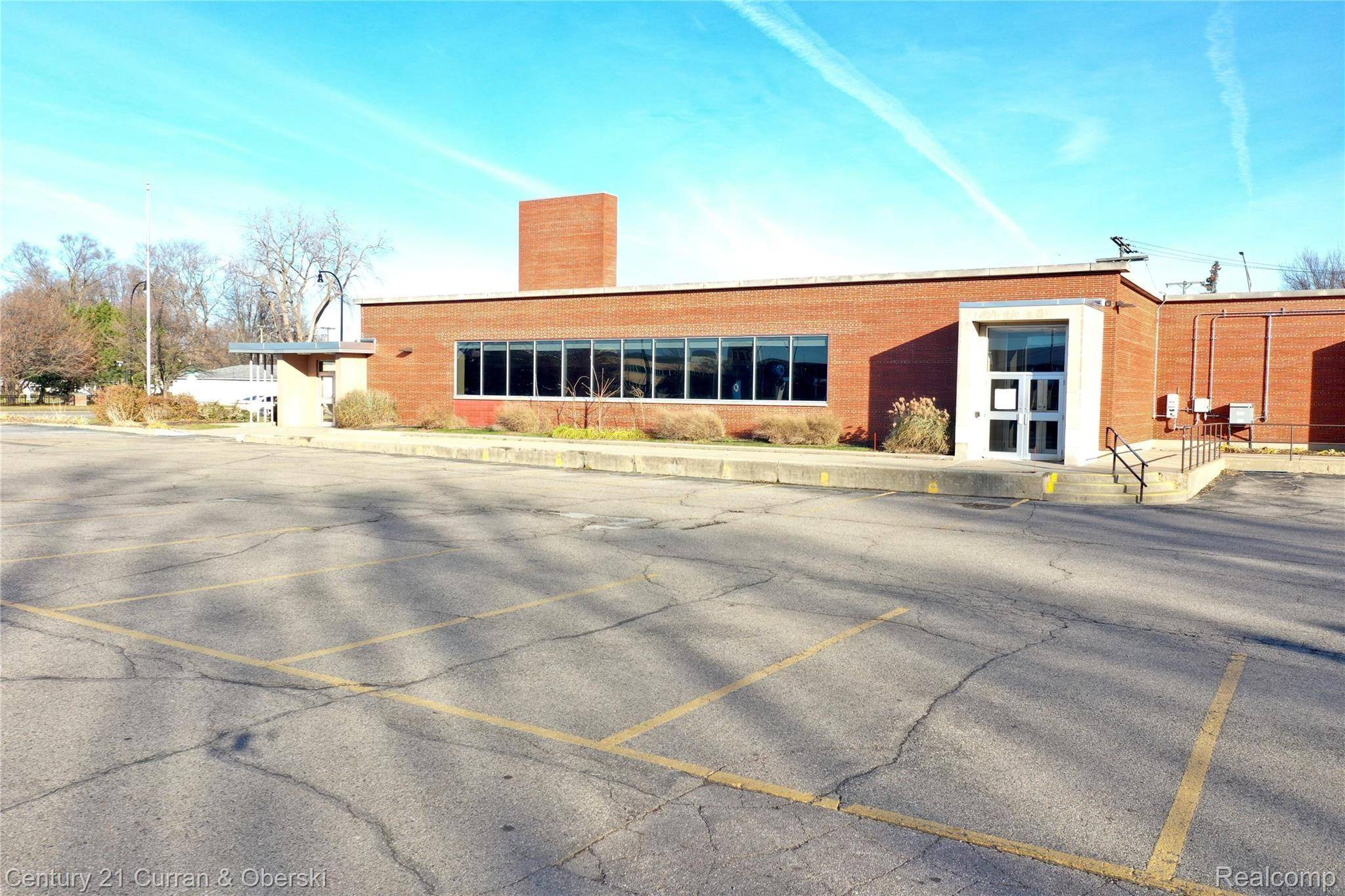 27901 PLYMOUTH RD, Livonia, MI 48150