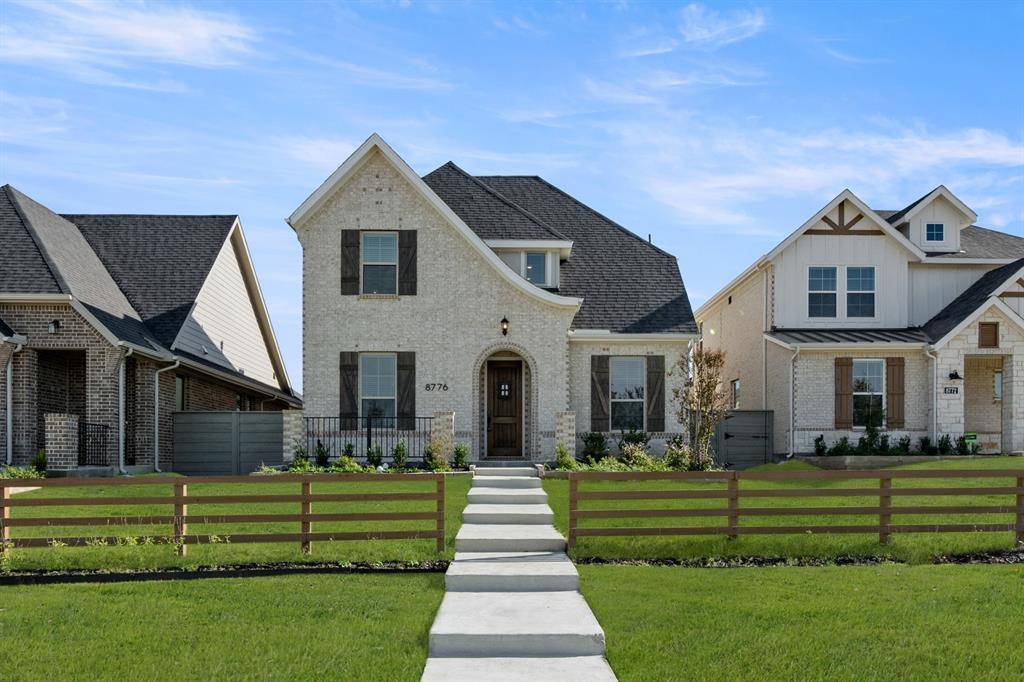 8776 Treeline Pathway, Justin, TX 76247