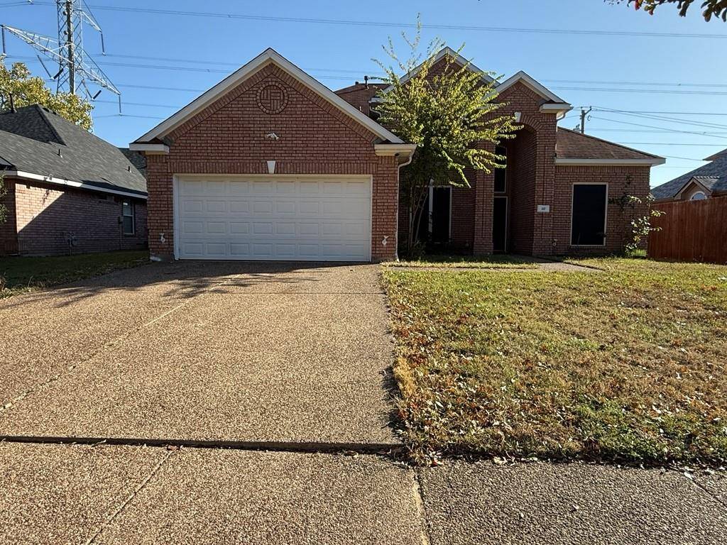 117 Hanover Street, Grand Prairie, TX 75052