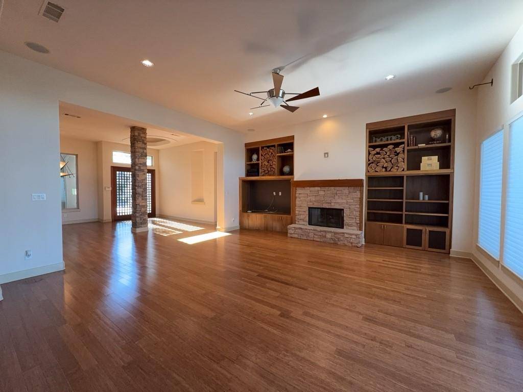 4459 Lena Lane, Irving, TX 75038