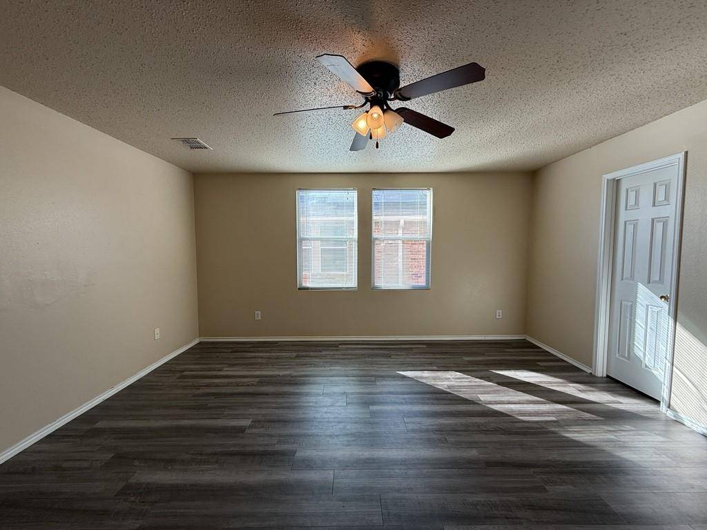 3625 Clydesdale Drive, Denton, TX 76210