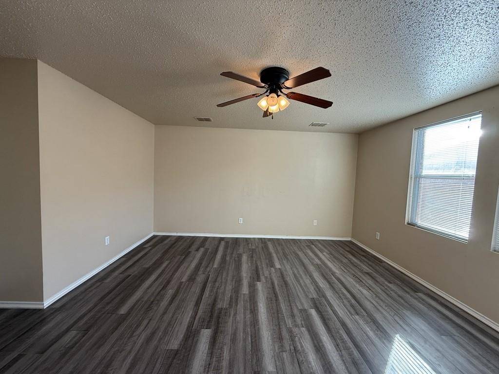 3625 Clydesdale Drive, Denton, TX 76210