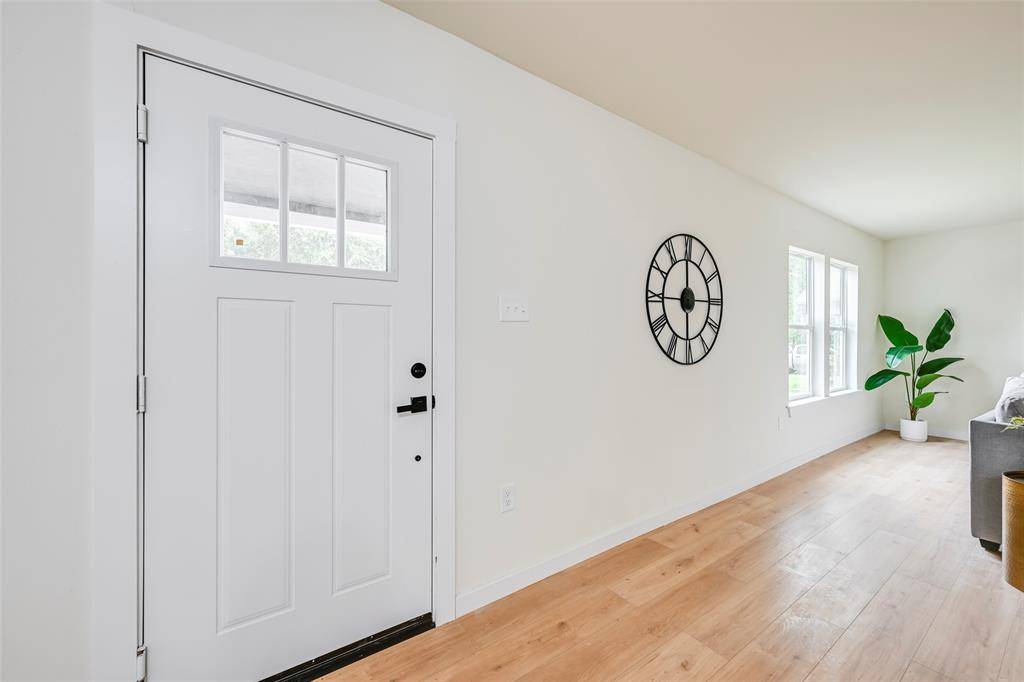 3027 Jerome Street, Dallas, TX 75223