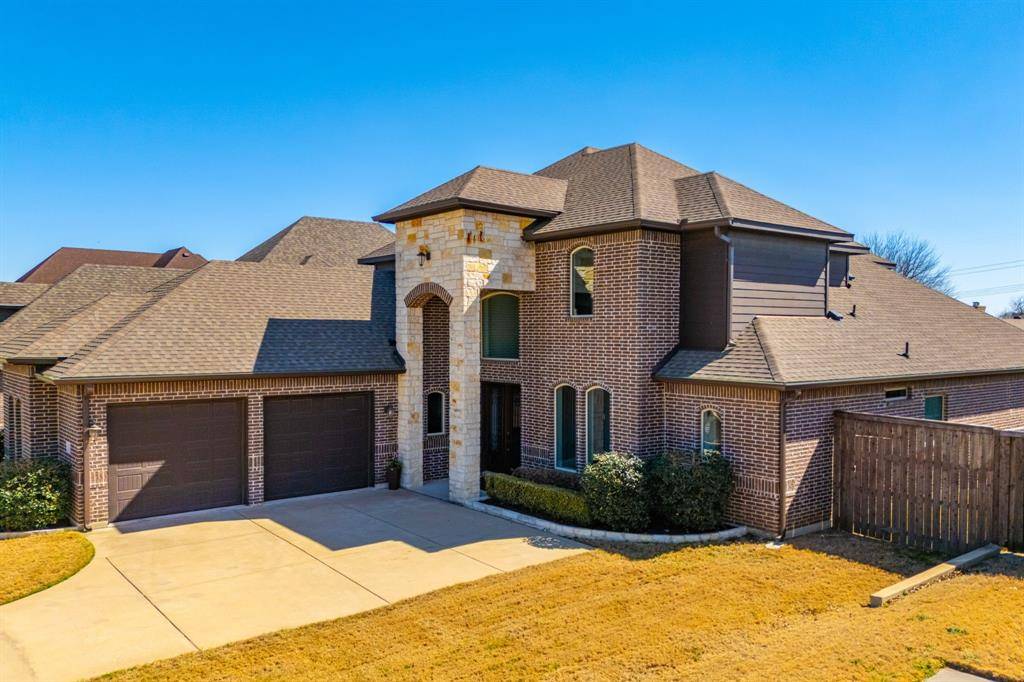 2608 Kuykendall Drive, Arlington, TX 76001