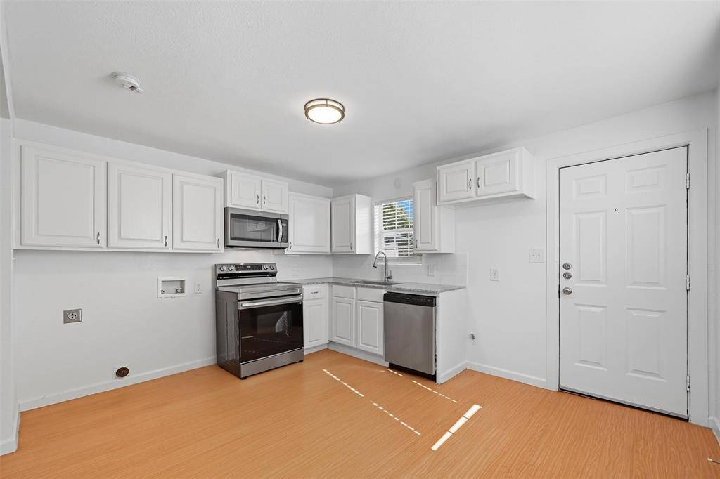 708 Union Avenue, Bonham, TX 75418