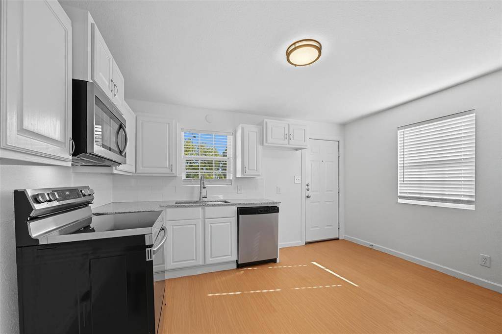 708 Union Avenue, Bonham, TX 75418