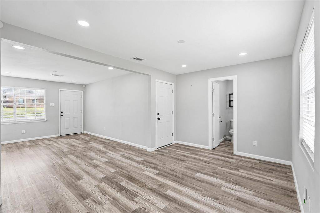 6129 Singing Hills Drive, Dallas, TX 75241