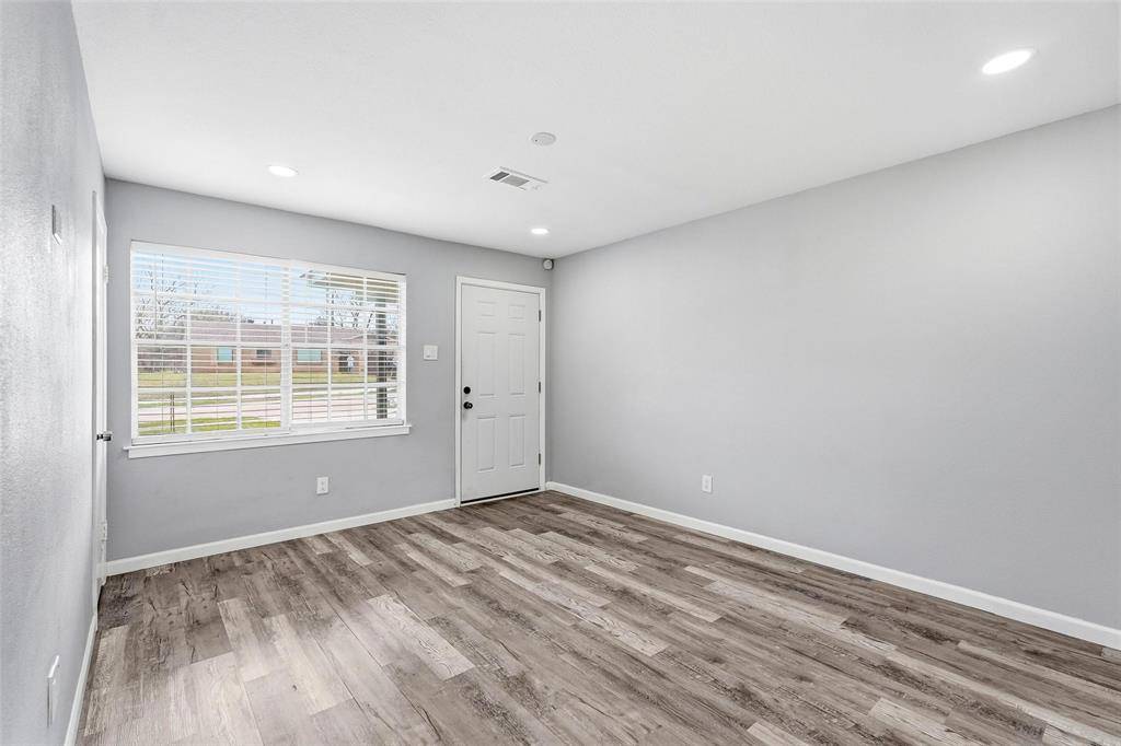 6129 Singing Hills Drive, Dallas, TX 75241