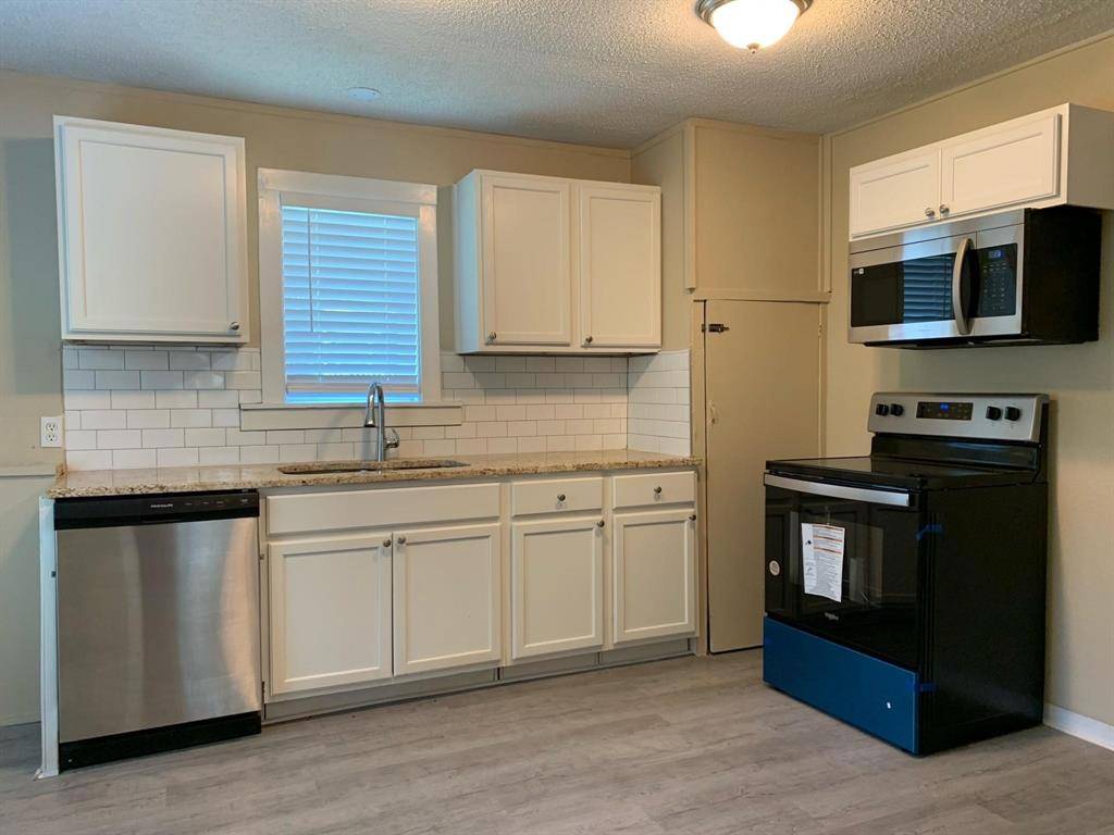 500 E Heron Street, Denison, TX 75021