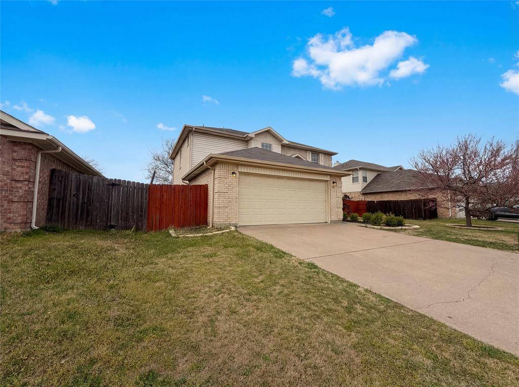 4515 Harpers Ferry Drive, Grand Prairie, TX 75052